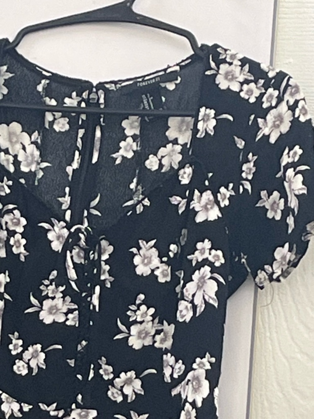 Forever 21 Black Floral Tie-Front Blouse with White Blossoms